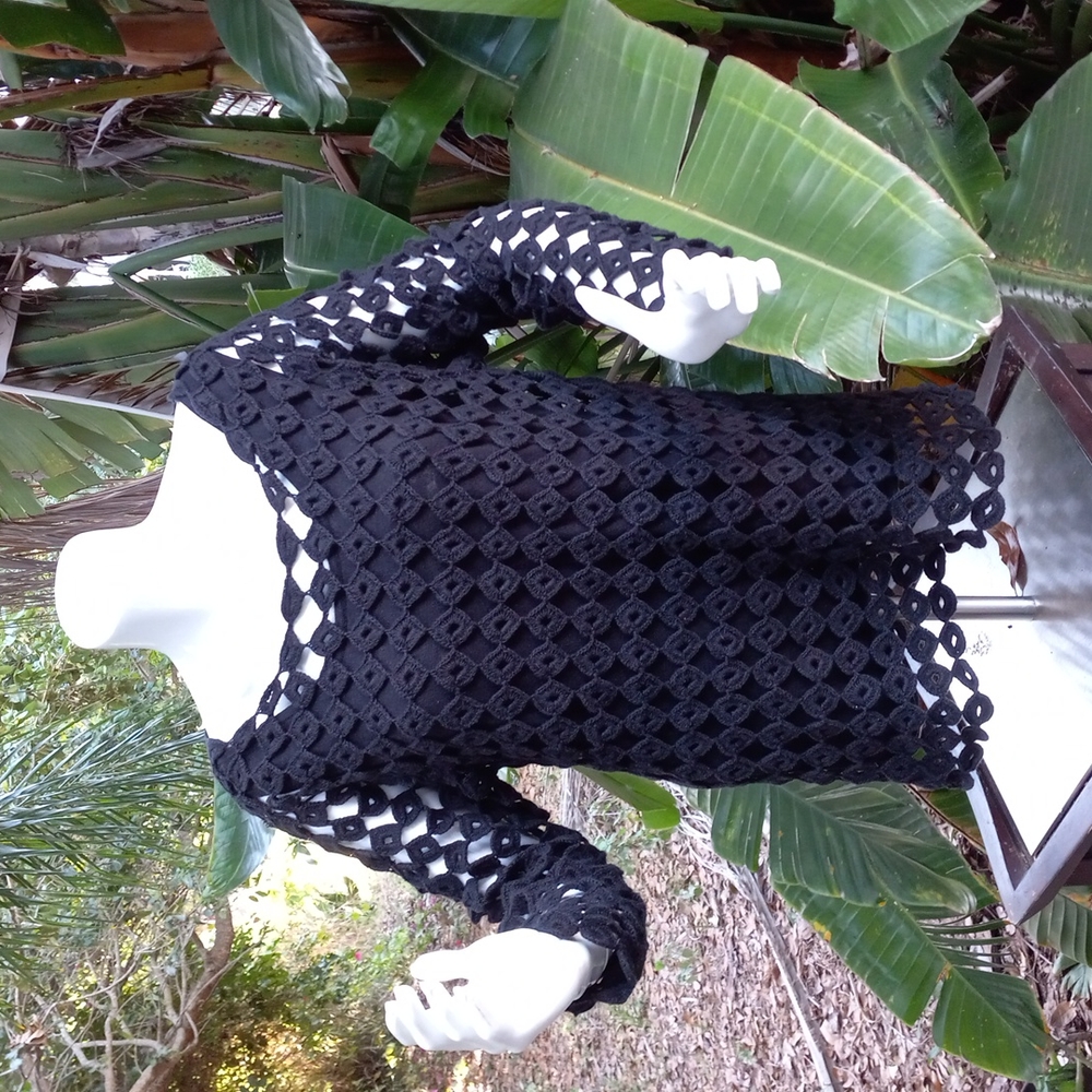 Crochet top - Picture 6 of 9